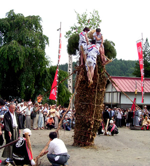 柱松柴燈神事（小菅神社例大祭）