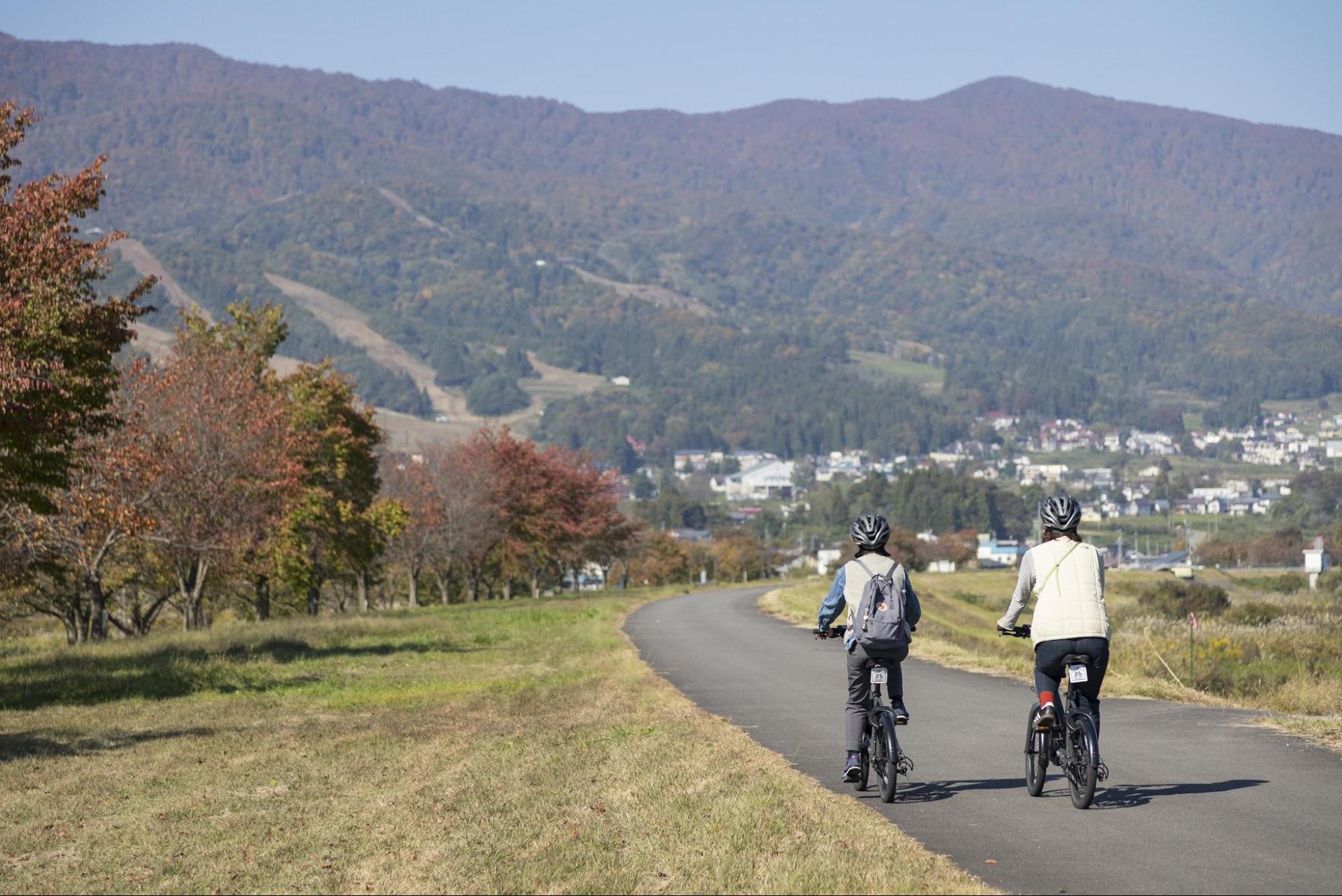 「サイクルトレイン」ってどう使うの？秋のいいやまをサイクリングで楽しもう